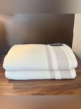 Hotel Balfour 100% Turkish Cotton Bath Towels - Set of Two